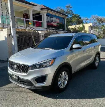 Kia sorento lx 2016 clean carfax en peravia