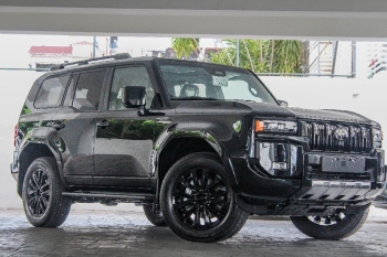 Toyota land cruiser prado luxury 2025