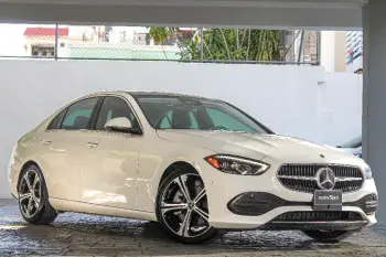 Mercedes benz c300 2022