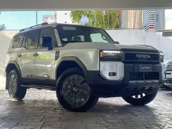 Toyota land cruiser prado adventure 2025