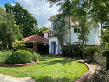 Villa en venta en juan dolió de 4 habitaciones