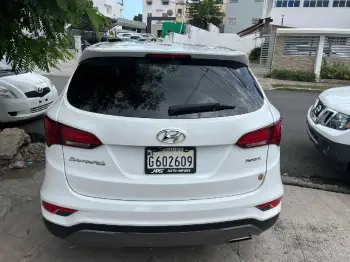 Hyundai santa fe 2017