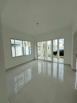 Se alquila casa de 4 habitaciones en residencial privado