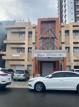 Edificio punto comercial