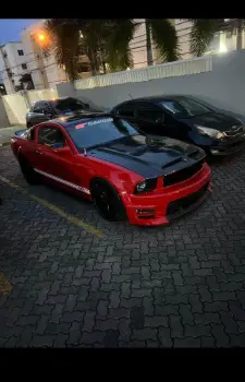 Vendo ford mustang 2005  toyota mazda nissan chevrolet