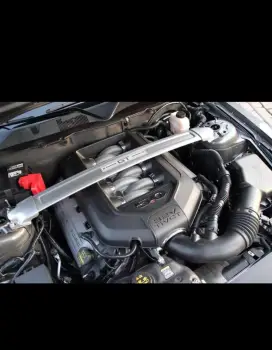Vendo barra estabilizadora de ford mustang 2005 2014