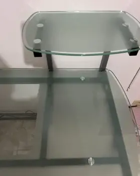 Vendo escritorio de cristal