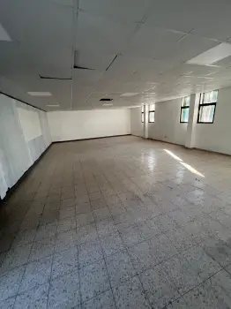 Local en alquiler en la tiradentes de 267 metros
