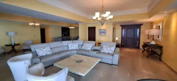 Apartamento en venta en malecón center semi-amuebaldo 3 habitaciones