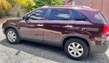Kia sorento lx 2012