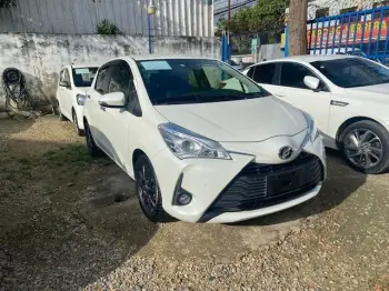 Toyota vitz recien importado aÑo 2020 excelentes condiciones