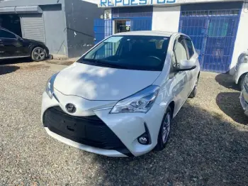 Toyota vitz recien importado aÑo 2020 excelentes condiciones