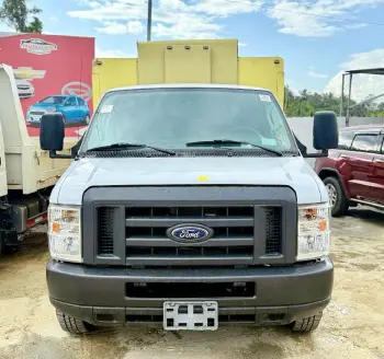 Camión ford e450 super duty 2019