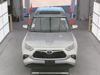 Toyota highlander xle 2022