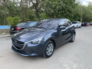 Mazda demio 2015