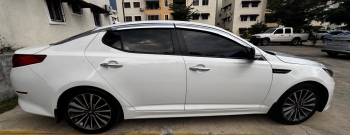 Kia k5 ano 2014 impecable en santo domingo dn