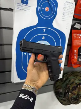 Pistola arma 9mm la glock 19c la mamá solo yo la tengo precio oferta