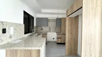 Apartamento de 2 habitaciones en venta en el mirador norte.