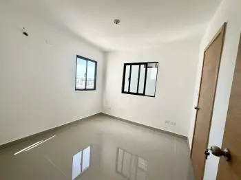 Apartamento de 3 habitaciones en venta en arroyo hondo.