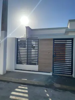 Casa en venta en  la urbanización valle universitario santiago