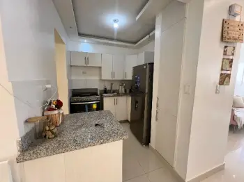 Se vende penthouse remodelado ubicado en la autopista de san isidro
