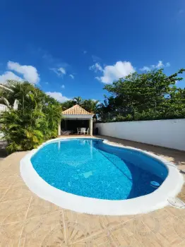 Villa de 3 habitaciones en venta en juan dolió.