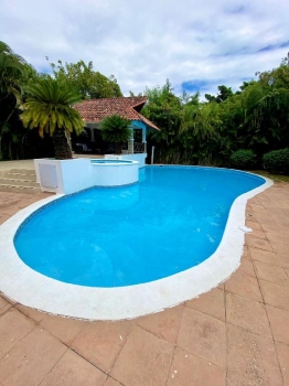 Apartamento de 2 habitaciones en venta en juan dolio.