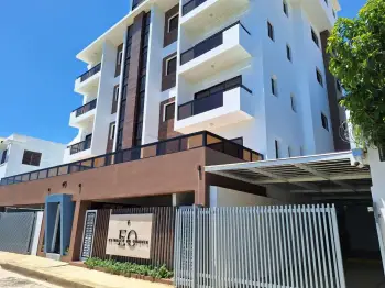 Apartamento de 3 habitaciones en venta en la av. ecológica.
