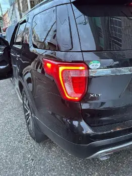 Se vende vehículo ford explorer año 2016 4wd