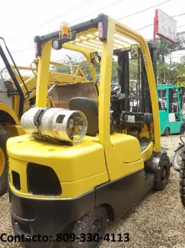 Montacarga hyster 2.5 toneladas 2016