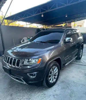 Jeep cherokee límited 2015 clean carfax  en peravia