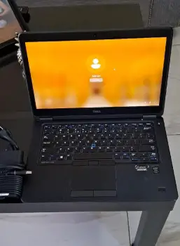 Laptop dell 7450 slim i5 16gb ram 400gb intel ssd