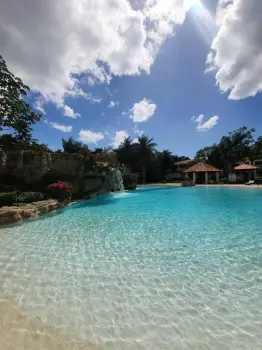 Vendo apartamento en segunda línea en metro country club juan dolio