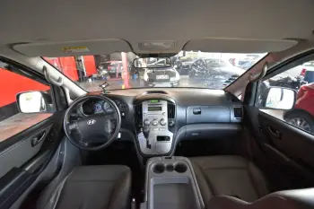 Hyundai grand starex cvx 2014