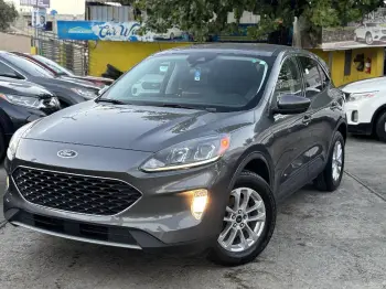 Ford escape 2021 se