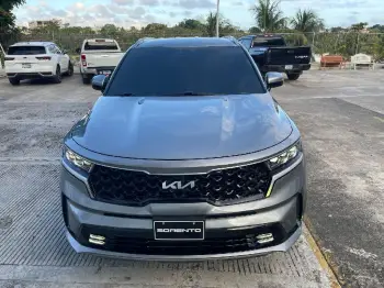 Kia sorento 2023 luxury 28 mil kilometro tiene garantia de viamar hast