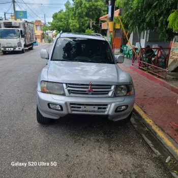 Mitsubishi montero 2003 en la romana de oportunidad