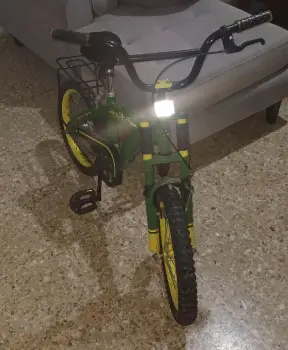 Bicicleta john deere ride aro 16