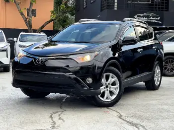 Toyota rav le 4x4 2018 en santo domingo este