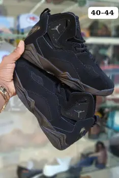 Teni tenis nike air jordan retro true flight 2025