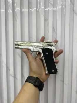 Pistola smith and wesson nueva!