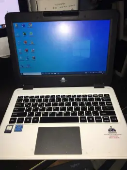 Laptop marca hangtech 13 pulgadas actualizada.