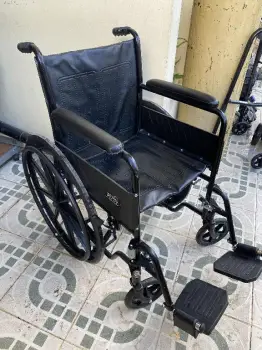 Sillas de ruedad como nueva en peravia