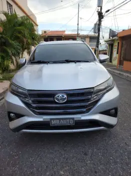 Toyota rush  2019