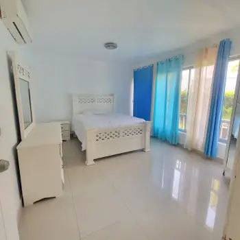 Apartamento de 2 habitaciones en venta en juan dolio.