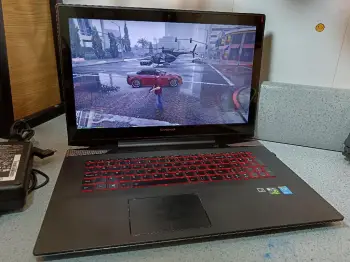 Laptop gamer lenovo y70 17 pulg touch i7-4720hq 256gb 16gb 4gb geforce