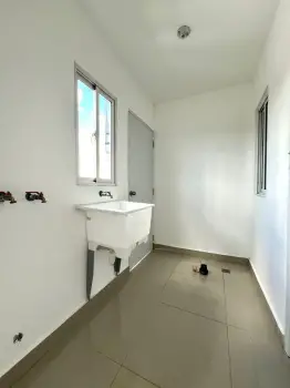  VENDO AMPLIO Y COQUETO APARTAMENTO EN ALMA ROSA I! 