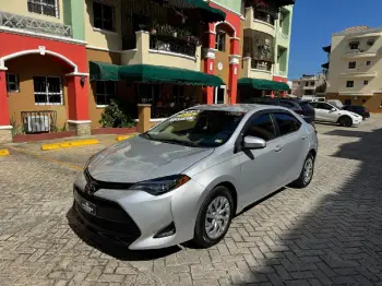 Toyota corolla le año 2019