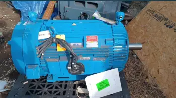 Motor eléctrico 200 hp.