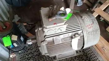 Motor eléctrico de 135 hp